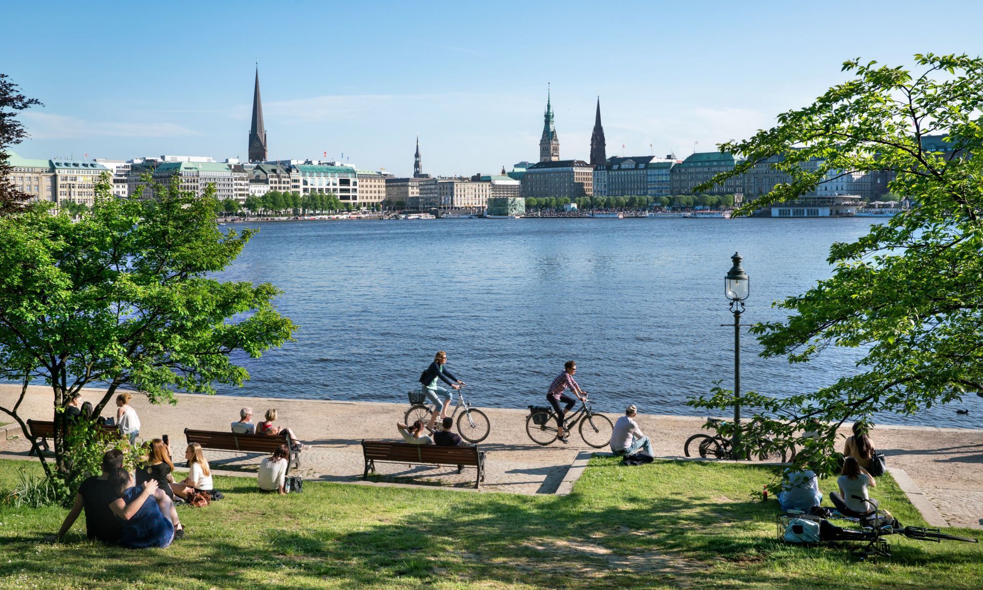 Hamburg, the favorite  Hamburg, the favorite